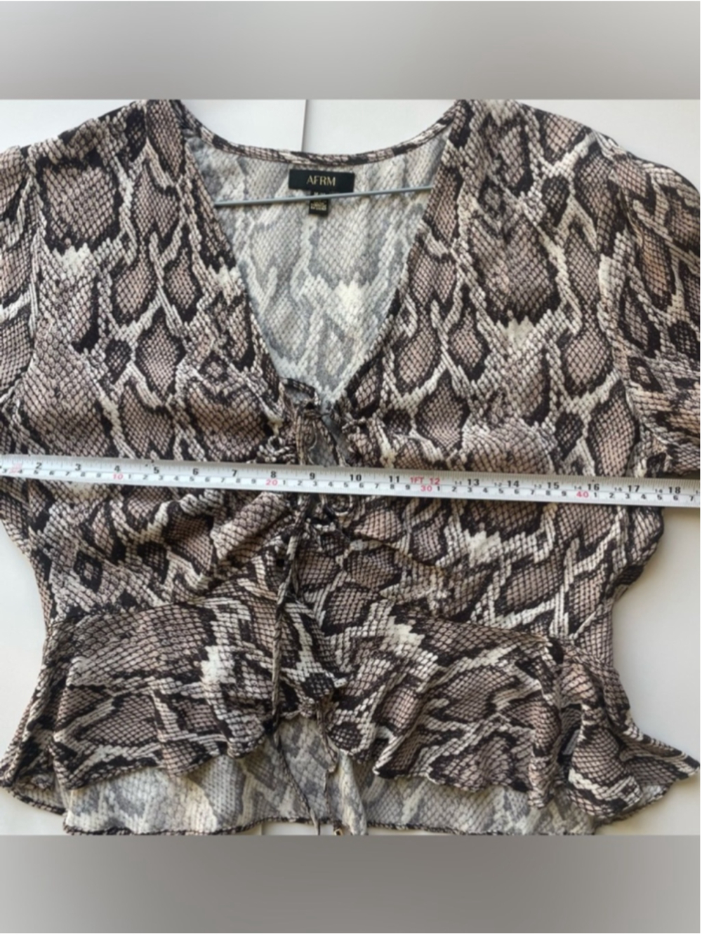 AFRM Snake Print Tie Front Top Size Medium y2k - Picture 7 of 9